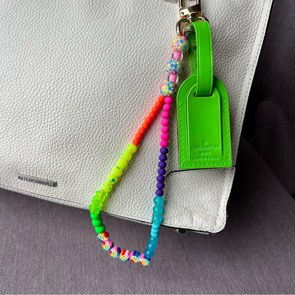 🆕 Louis Vuitton Bag Charm Takashi Murakami Neon Green Rainbow Name Luggage Tag